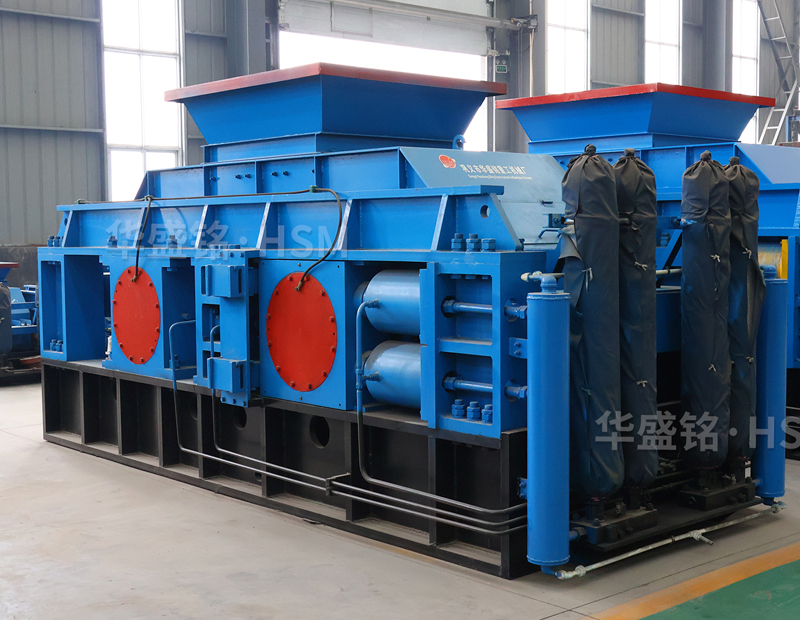 沙場(chǎng)用大型全液壓對(duì)輥制砂機(jī)多少錢一臺(tái)？