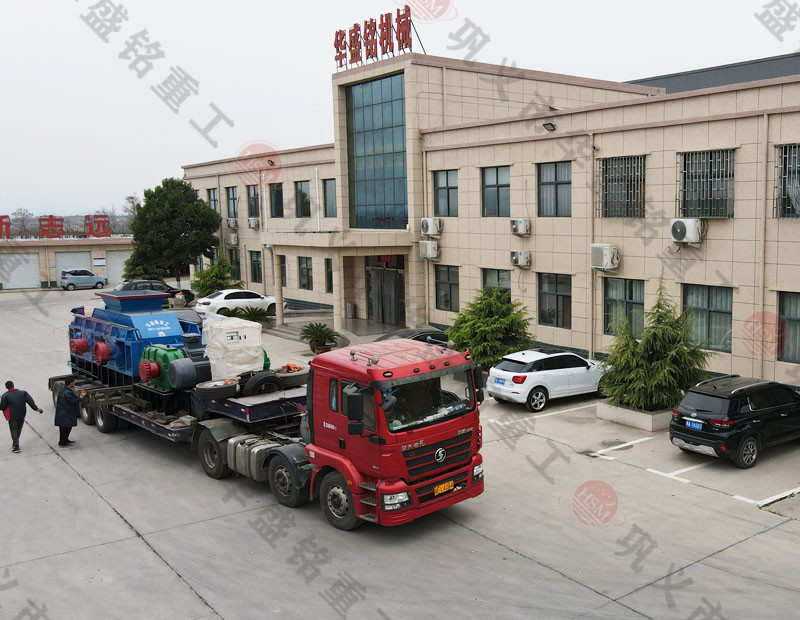 時產200噸對輥液壓制砂機，處理鵝卵石、石灰石的出砂效果怎么樣呢？