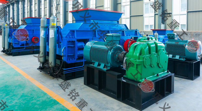 葉臘石制砂機